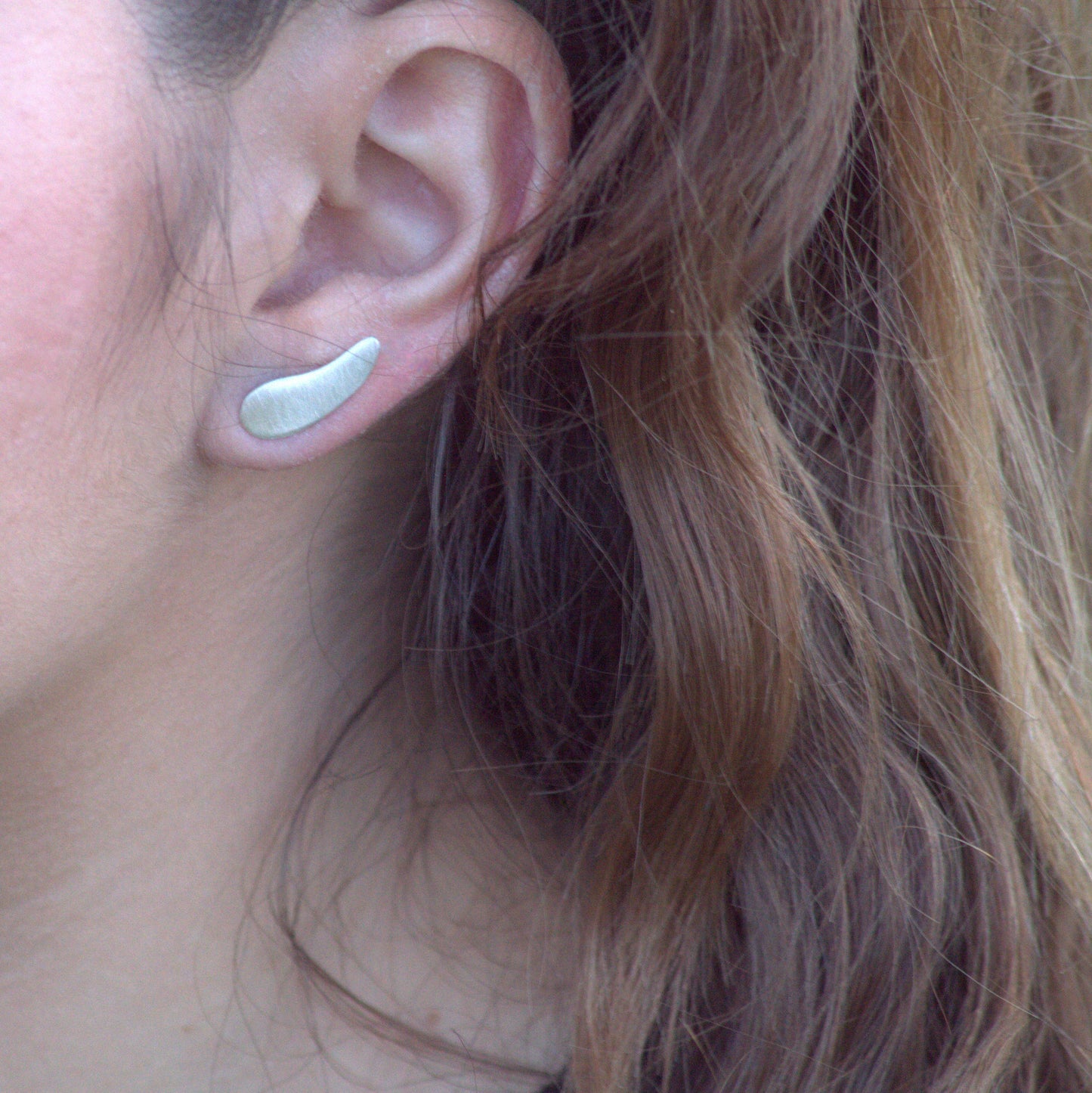 SPACE WING STUD EARRINGS