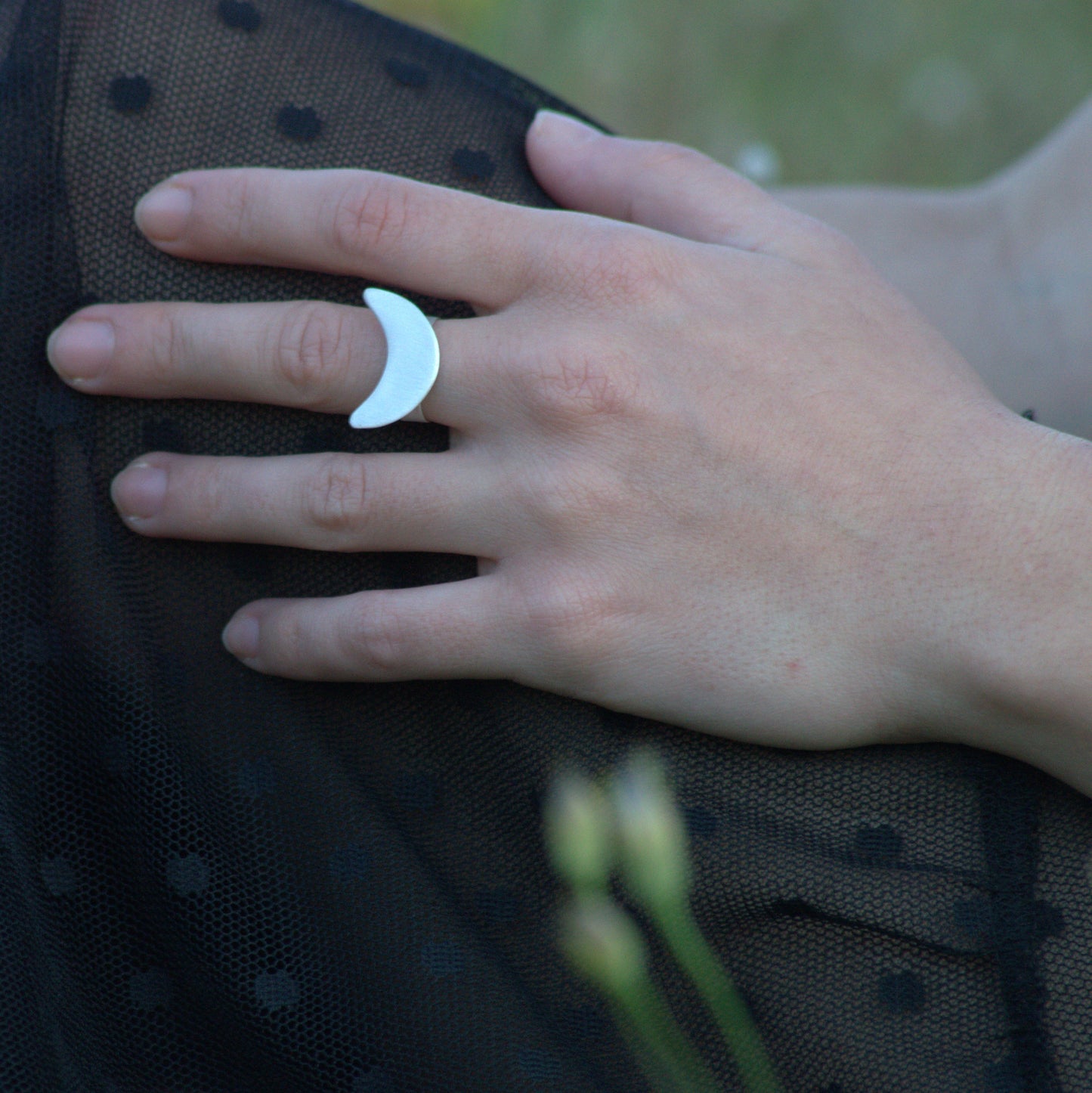MAGIC SILVER LUNA RING