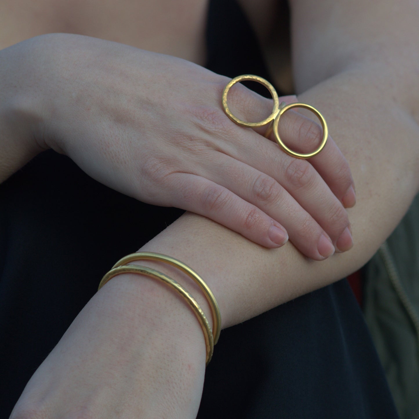 AFRODITE CIRCLES RING